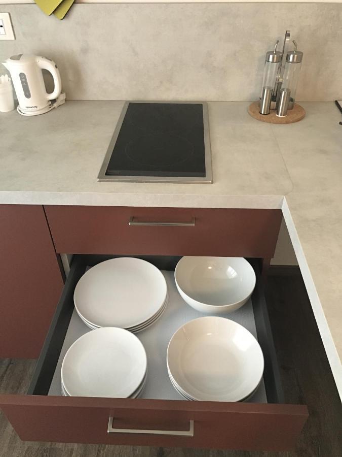 Residence Piazza Giotti 8 ตรีเอสเต ภายนอก รูปภาพ