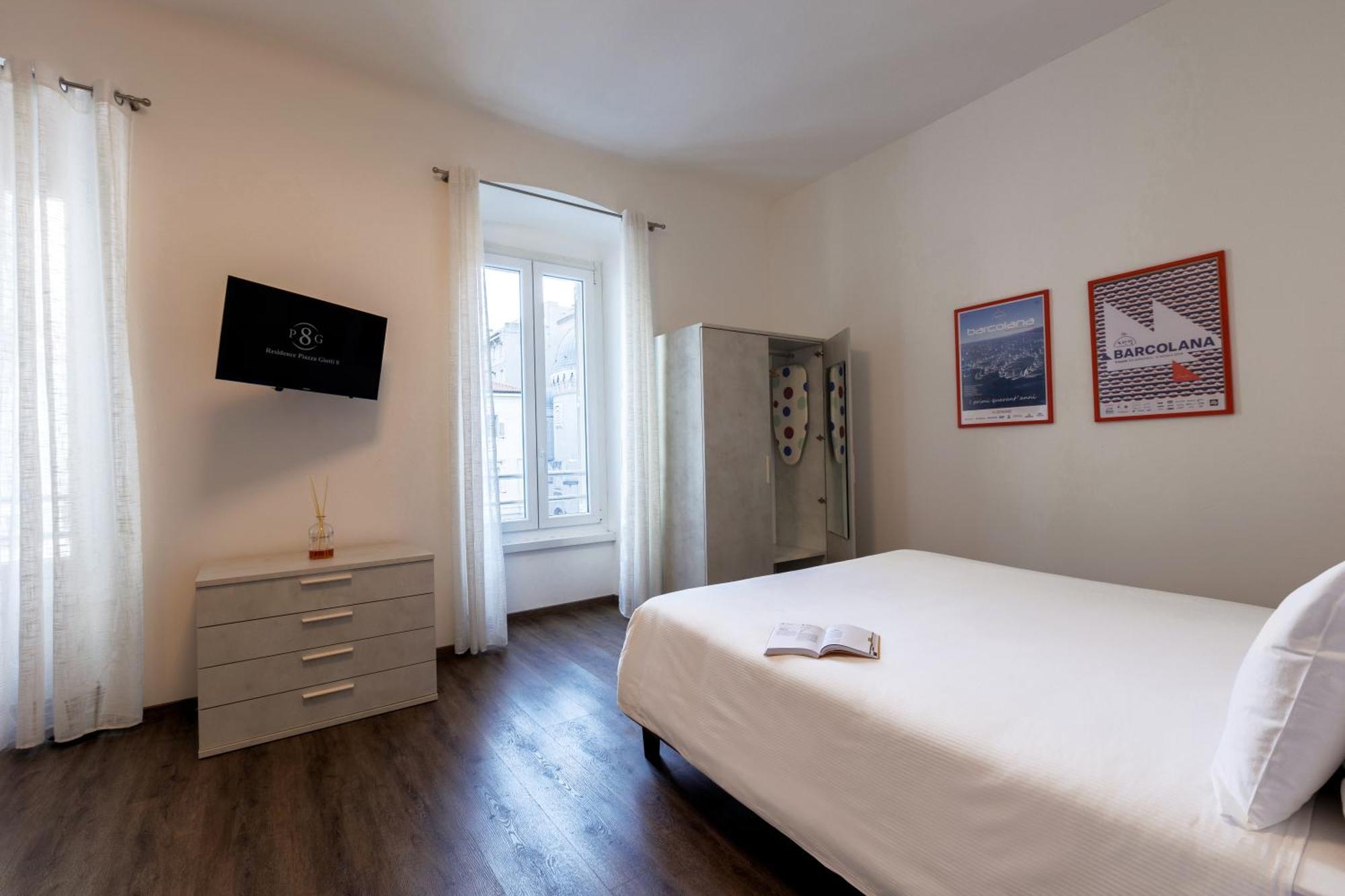 Residence Piazza Giotti 8 ตรีเอสเต ภายนอก รูปภาพ