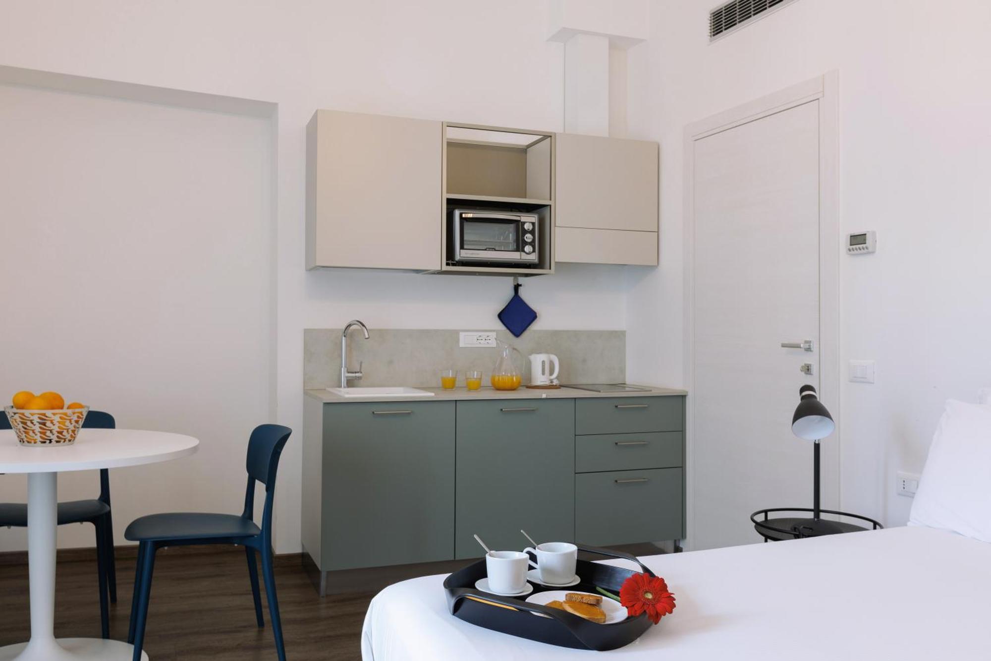 Residence Piazza Giotti 8 ตรีเอสเต ภายนอก รูปภาพ
