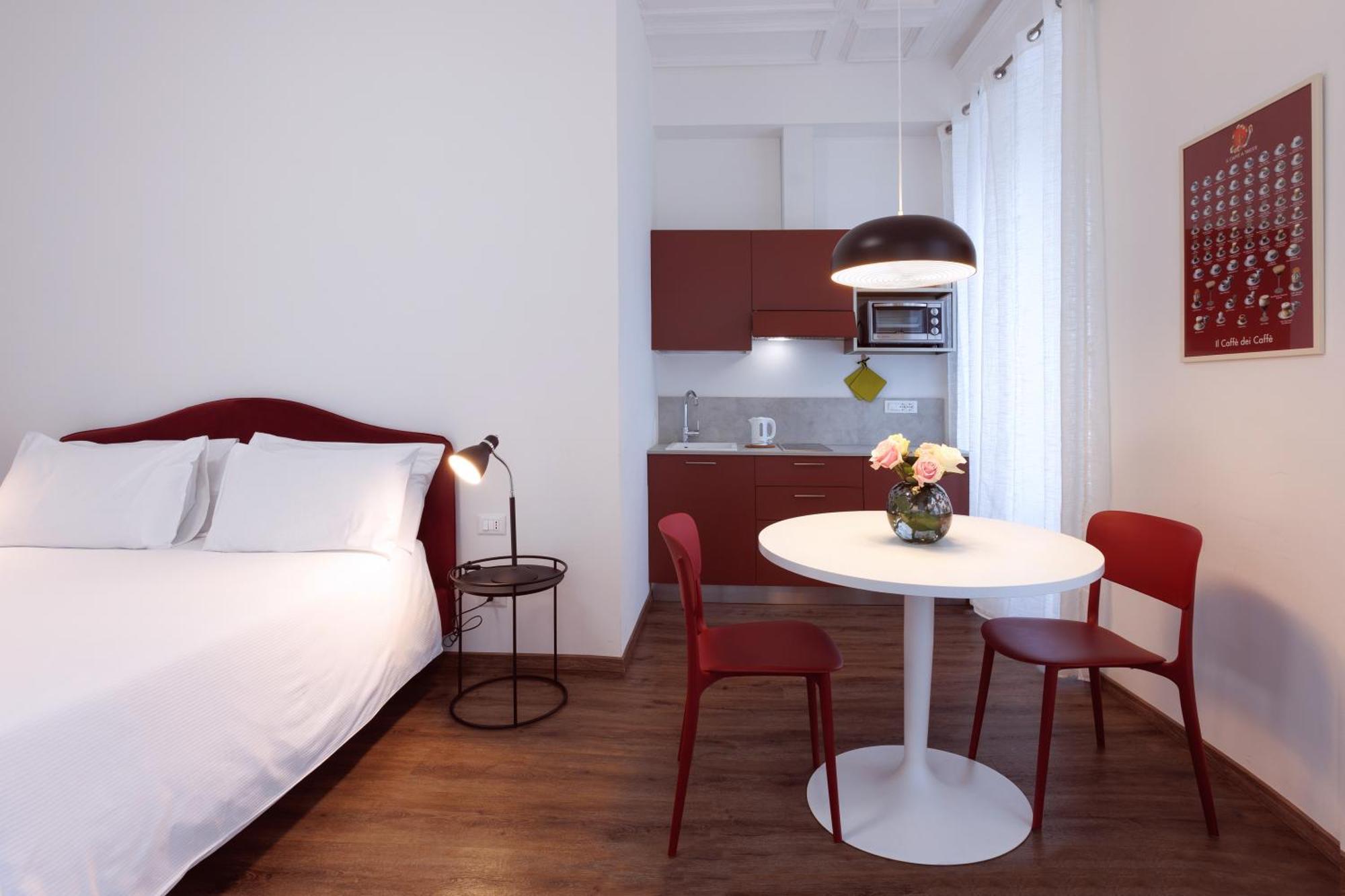 Residence Piazza Giotti 8 ตรีเอสเต ภายนอก รูปภาพ